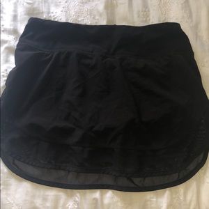 Lululemon skirt - Black